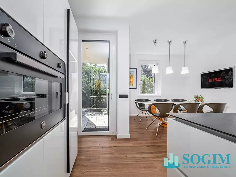 Immagine 25 di Villa in vendita  in Via Vittorio Emanuele II a Montorfano