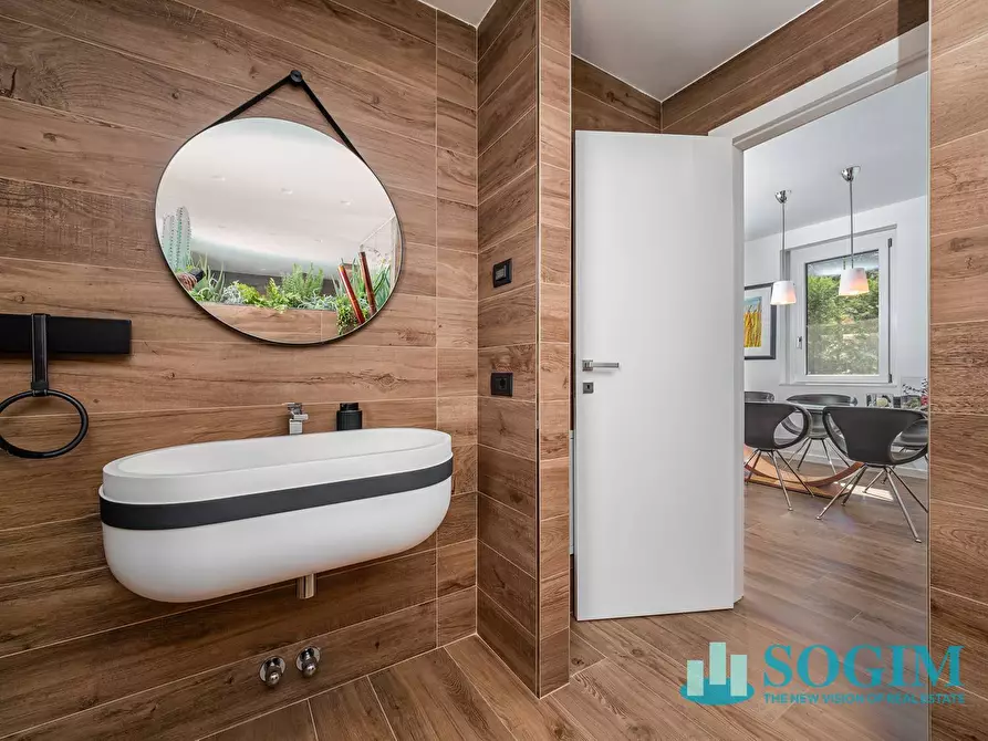 Immagine 28 di Villa in vendita  in Via Vittorio Emanuele II a Montorfano