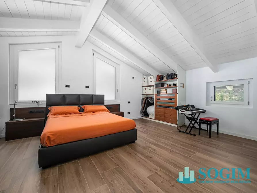 Immagine 36 di Villa in vendita  in Via Vittorio Emanuele II a Montorfano