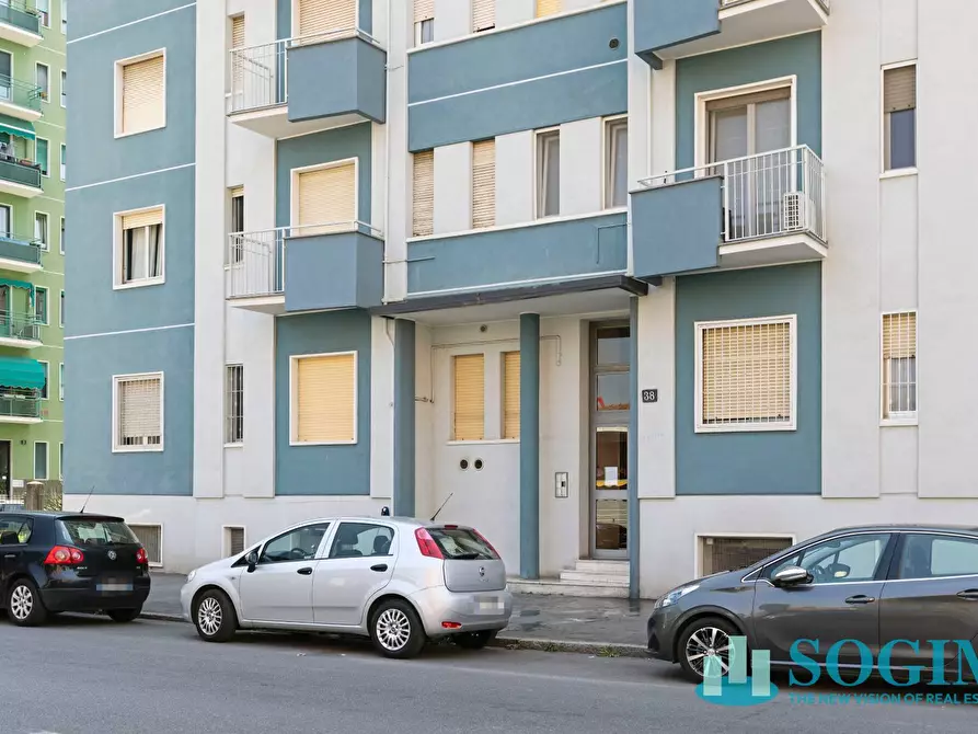 Immagine 26 di Appartamento in vendita  in Via Monfalcone 38 a Milano