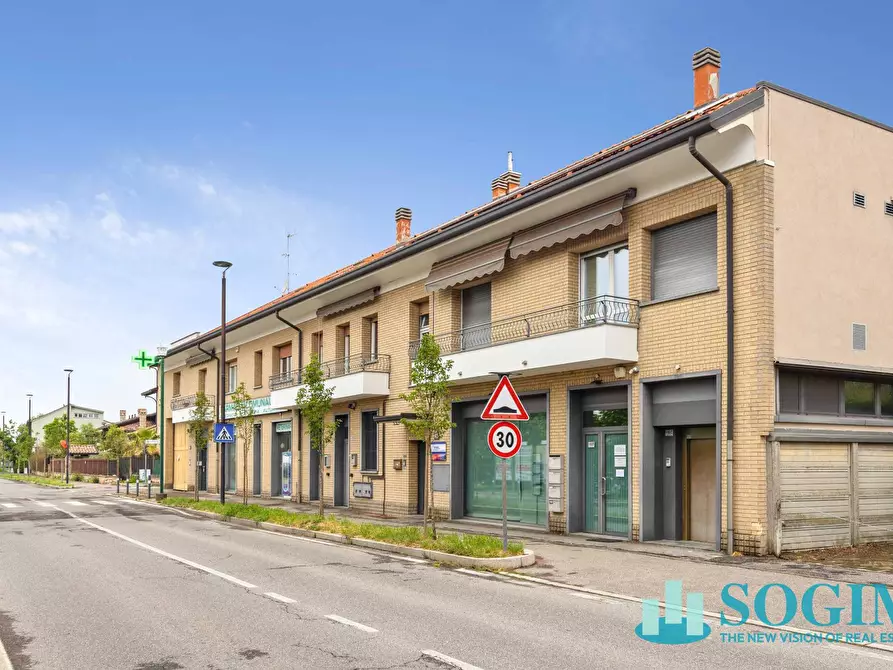 Immagine 4 di Palazzo in vendita  in via bertacciola 61 a Bovisio-Masciago