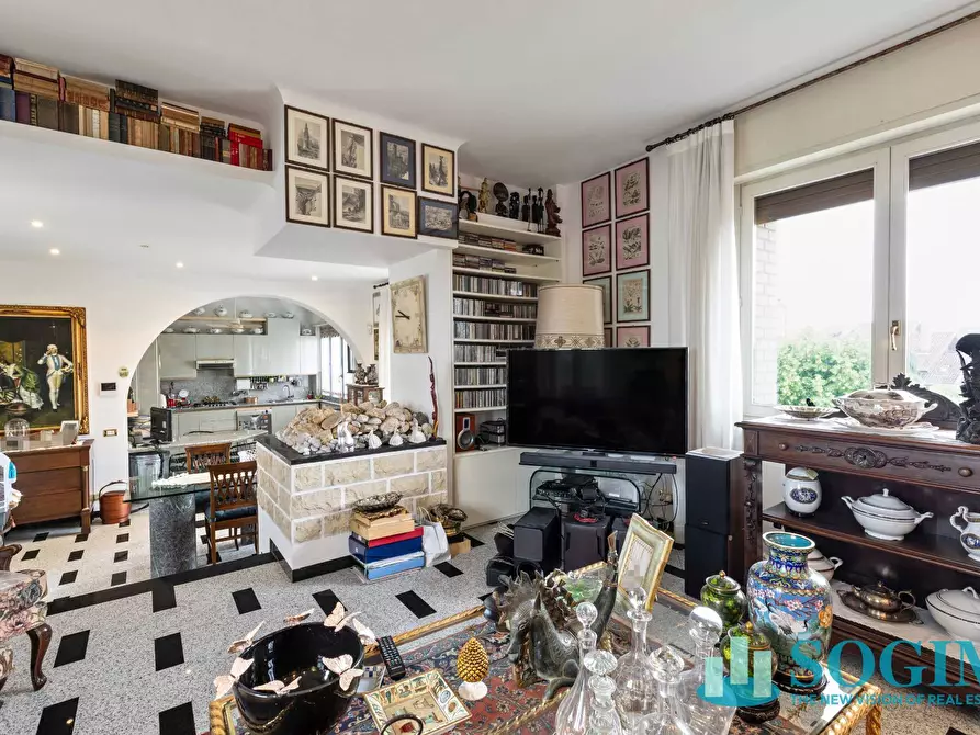 Immagine 24 di Palazzo in vendita  in via bertacciola 61 a Bovisio-Masciago
