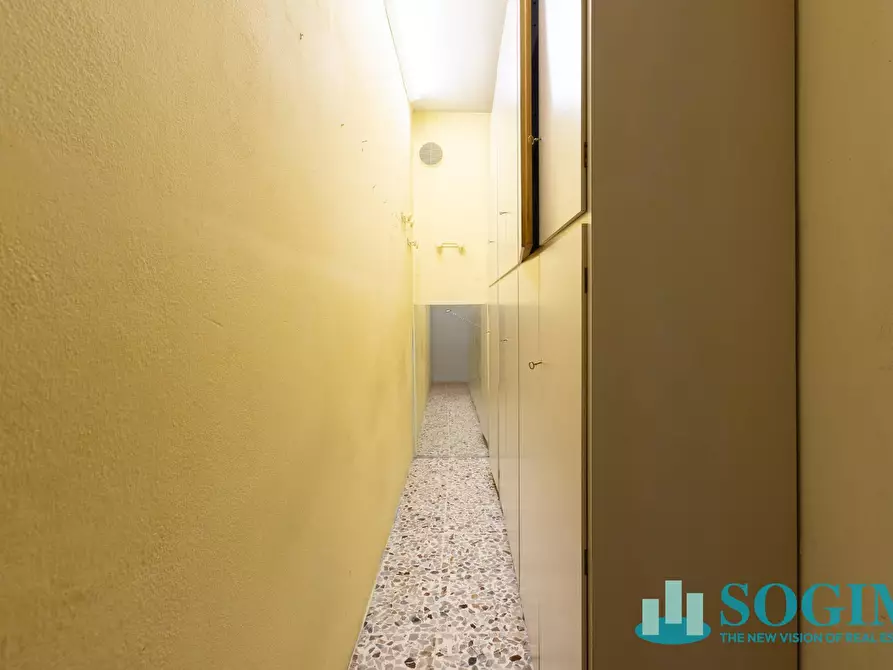 Immagine 80 di Palazzo in vendita  in via bertacciola 61 a Bovisio-Masciago
