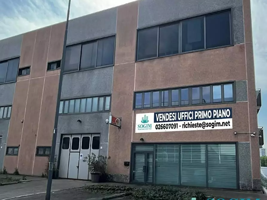Immagine 1 di Ufficio in vendita  in Via Alvise Ca' Da Mosto 1 a Corsico