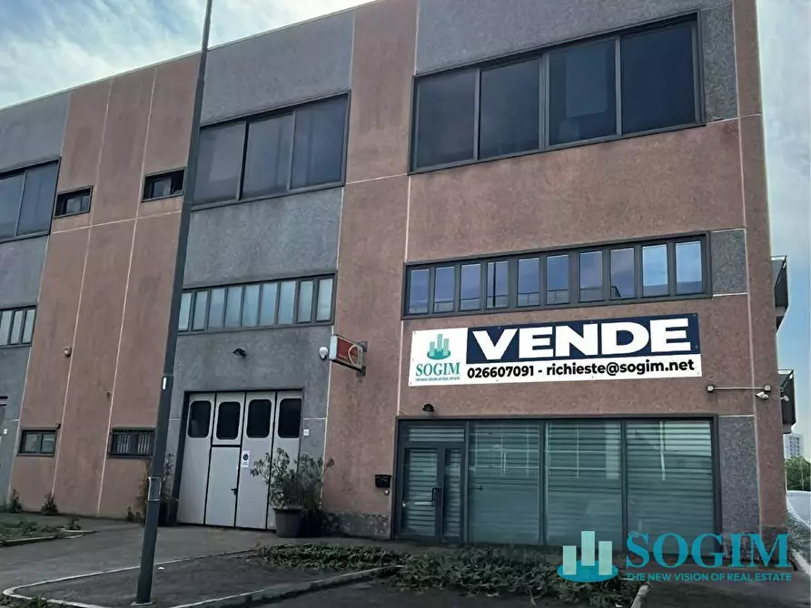 Immagine 1 di Laboratorio in vendita  in Via Alvise Ca da Mosto 1 a Corsico