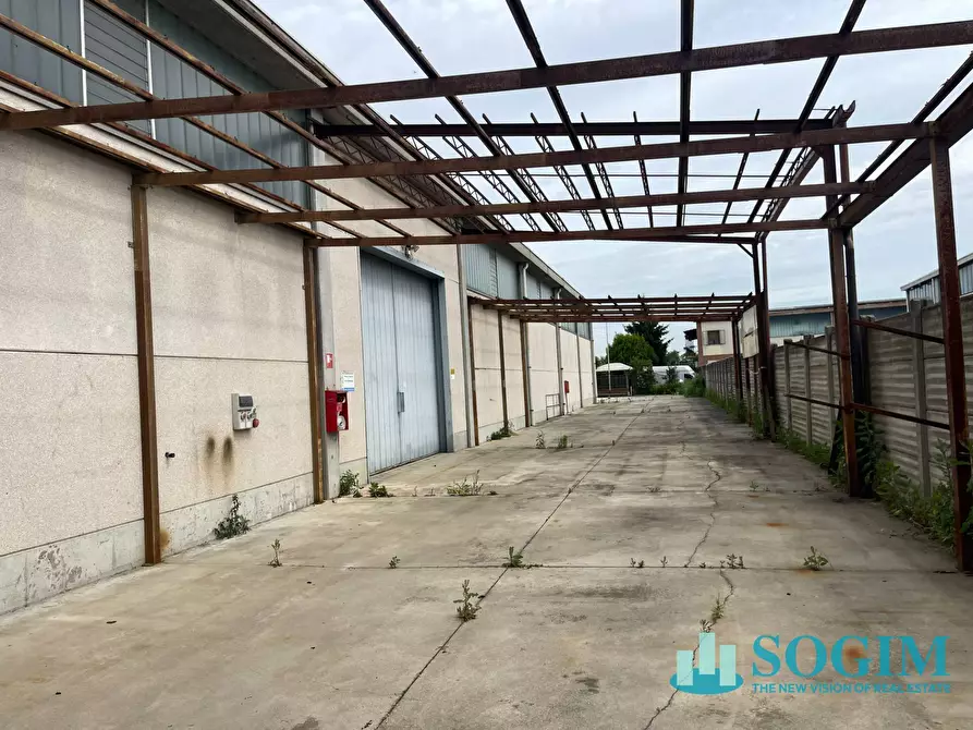 Immagine 22 di Capannone industriale in affitto  in via Tolstoj a San Giuliano Milanese