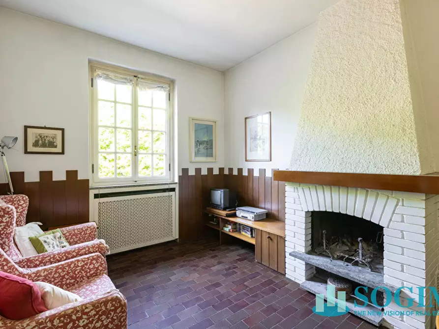 Immagine 14 di Villa in vendita  in Via delle molere a Inverigo