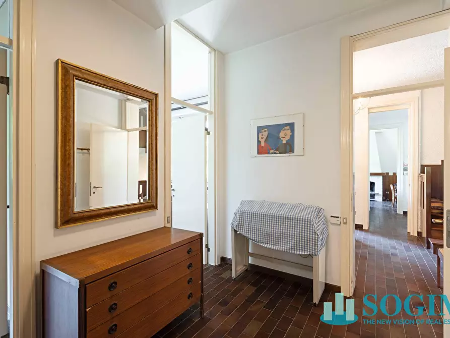 Immagine 24 di Villa in vendita  in Via delle molere a Inverigo