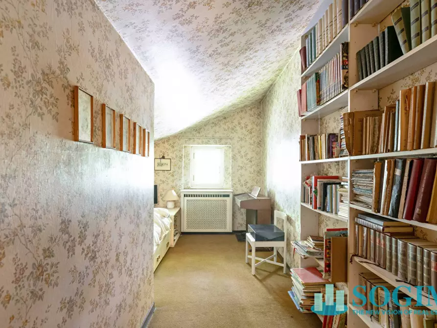 Immagine 37 di Villa in vendita  in Via delle molere a Inverigo