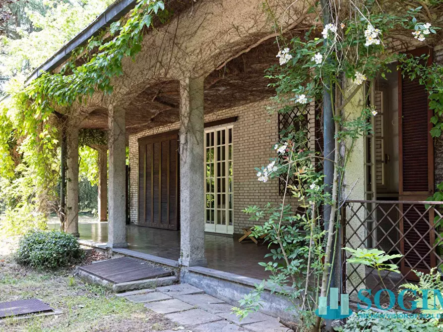 Immagine 62 di Villa in vendita  in Via delle molere a Inverigo