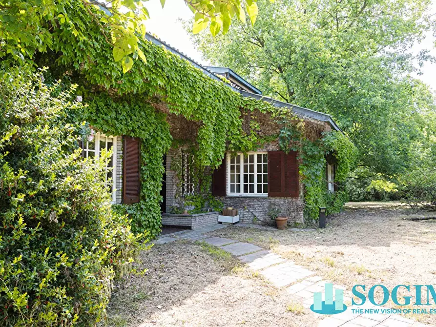 Immagine 66 di Villa in vendita  in Via delle molere a Inverigo