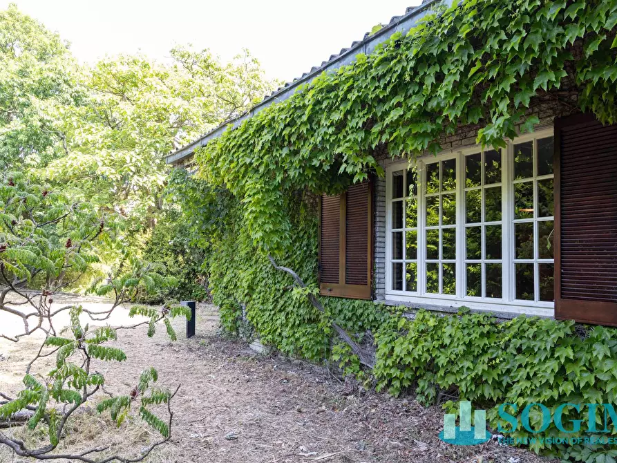 Immagine 67 di Villa in vendita  in Via delle molere a Inverigo