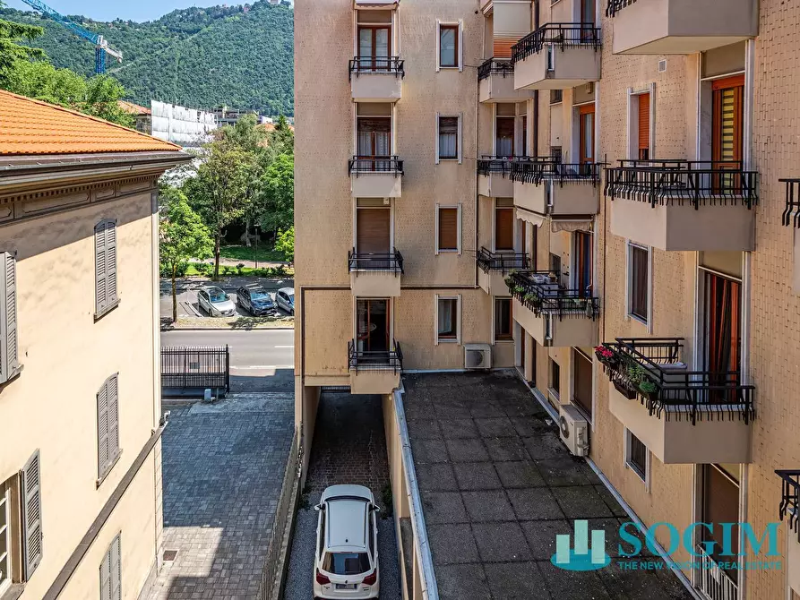 Immagine 24 di Appartamento in affitto  in Viale Varese a Como