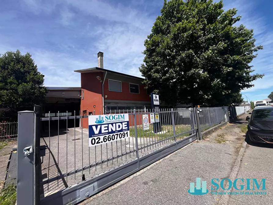 Immagine 1 di Capannone industriale in vendita  in Via Staffora a Opera