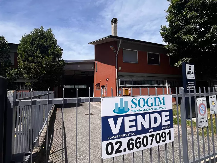 Immagine 21 di Capannone industriale in vendita  in Via Staffora a Opera