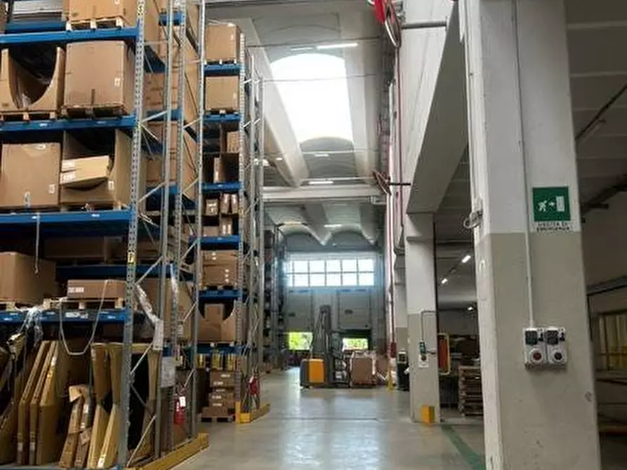 Immagine 11 di Capannone industriale in affitto  in Via Monte Bianco a Siziano