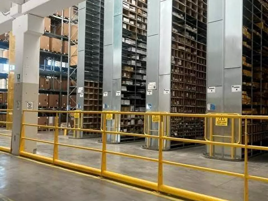 Immagine 13 di Capannone industriale in affitto  in Via Monte Bianco a Siziano
