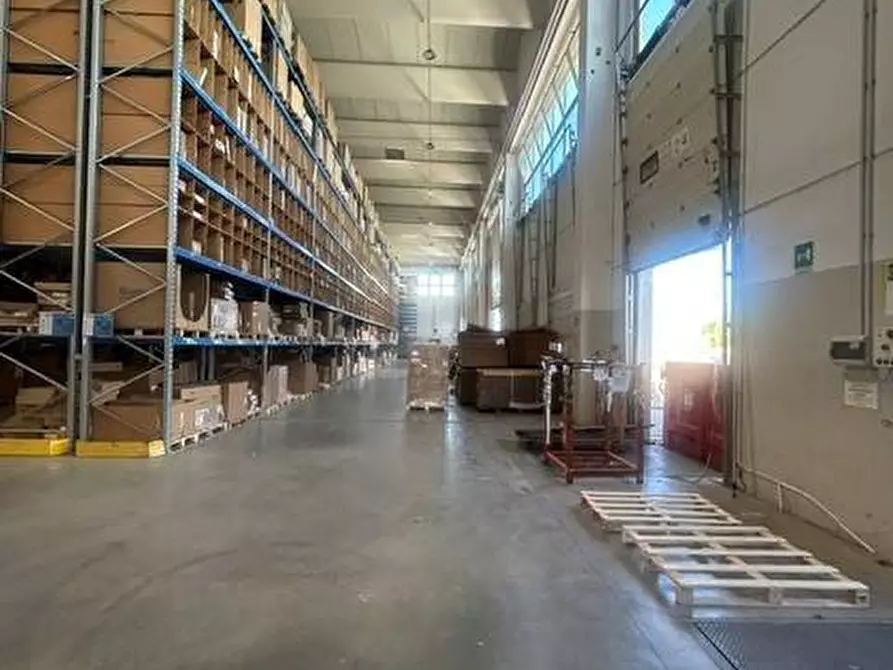 Immagine 21 di Capannone industriale in affitto  in Via Monte Bianco a Siziano