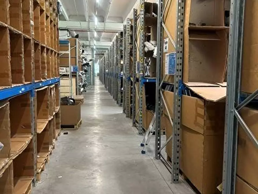 Immagine 23 di Capannone industriale in affitto  in Via Monte Bianco a Siziano