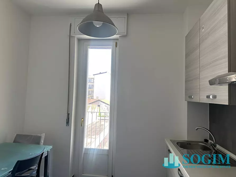 Immagine 13 di Appartamento in affitto  in VIA FOGAZZARO 9 a Milano