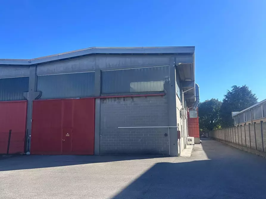 Immagine 9 di Capannone industriale in affitto  in via Vesuvio 9 a Nova Milanese