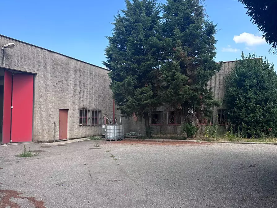 Immagine 6 di Capannone industriale in vendita  in via Presolana 7 a Lentate Sul Seveso