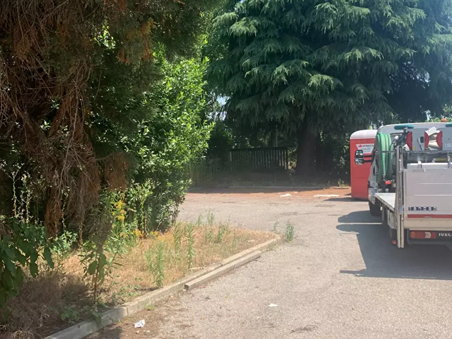 Immagine 13 di Capannone industriale in vendita  in via Presolana 7 a Lentate Sul Seveso