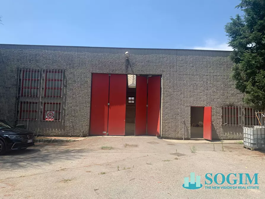 Immagine 8 di Capannone industriale in vendita  in via Presolana 7 a Lentate Sul Seveso
