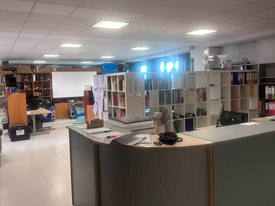Immagine 2 di Laboratorio in vendita  in via G. Di Vittorio 26 a Bovisio-Masciago
