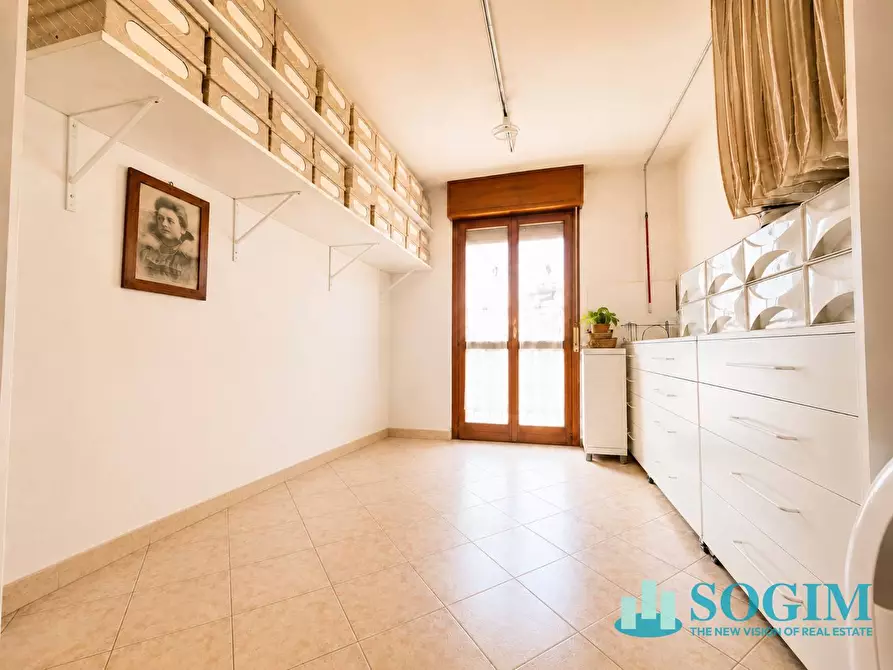 Immagine 15 di Appartamento in vendita  in Viale  Romagna 1 a Cologno Monzese
