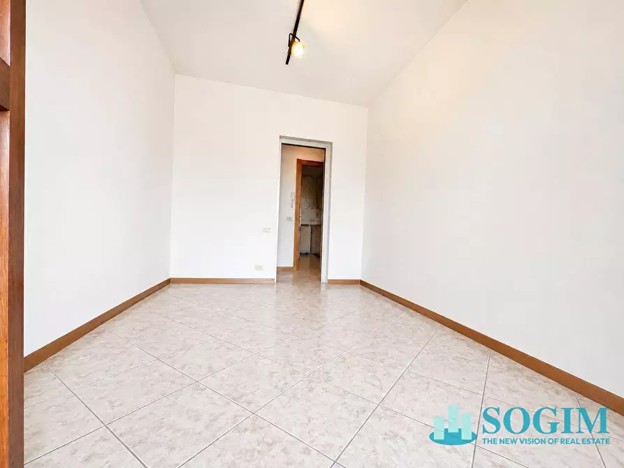 Immagine 14 di Appartamento in vendita  in Viale  Romagna 1 a Cologno Monzese
