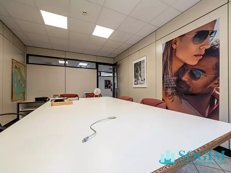Immagine 20 di Ufficio in vendita  in Via del lavoro 8 a Como