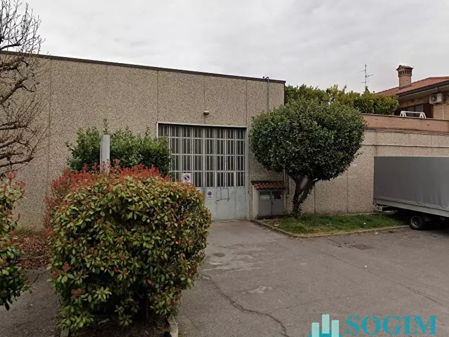 Immagine 1 di Capannone industriale in affitto  in Confalonieri a Meda