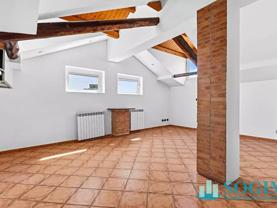 Immagine 1 di Appartamento in vendita  in VIA PER INCIRANO 7 a Nova Milanese