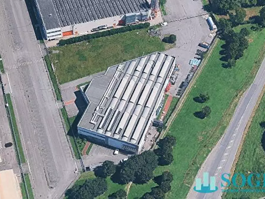 Immagine 4 di Capannone industriale in vendita  in Via Roggia Vailata 35 a Treviglio
