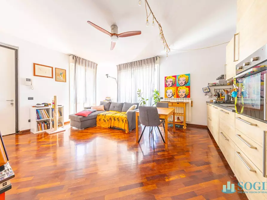 Immagine 4 di Appartamento in vendita  in VIA  MARCO BRUTO 30 a Milano