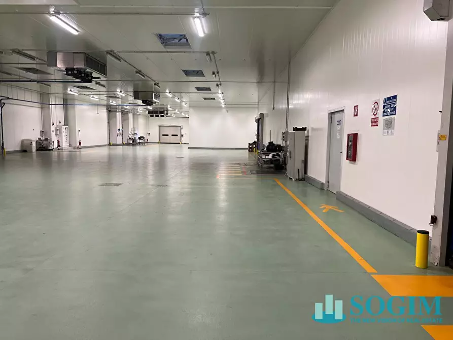 Immagine 6 di Capannone industriale in vendita  in via Galvani 14 a Pantigliate