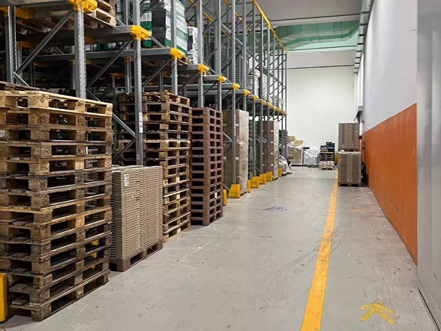 Immagine 8 di Capannone industriale in vendita  in via Galvani 14 a Pantigliate