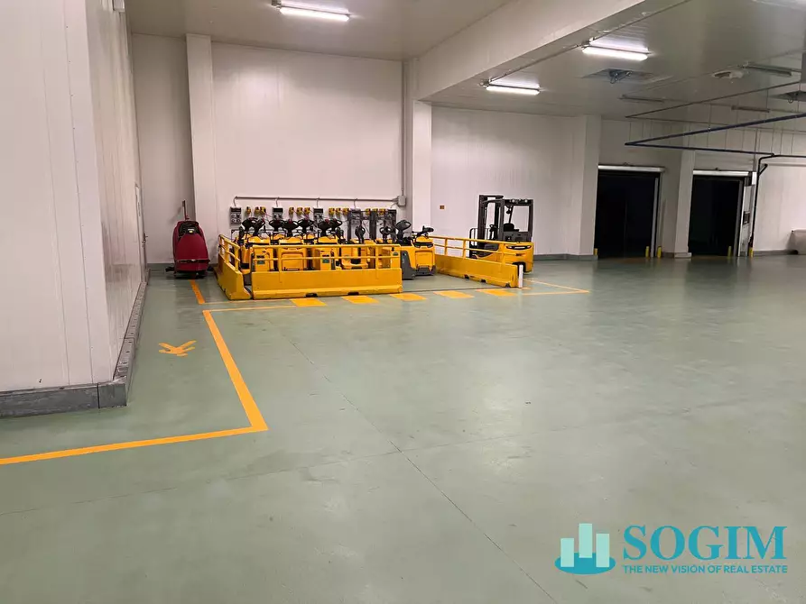 Immagine 12 di Capannone industriale in vendita  in via Galvani 14 a Pantigliate