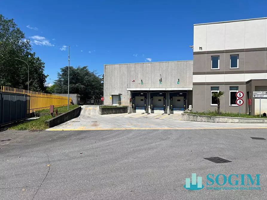 Immagine 2 di Capannone industriale in vendita  in via Galvani 14 a Pantigliate