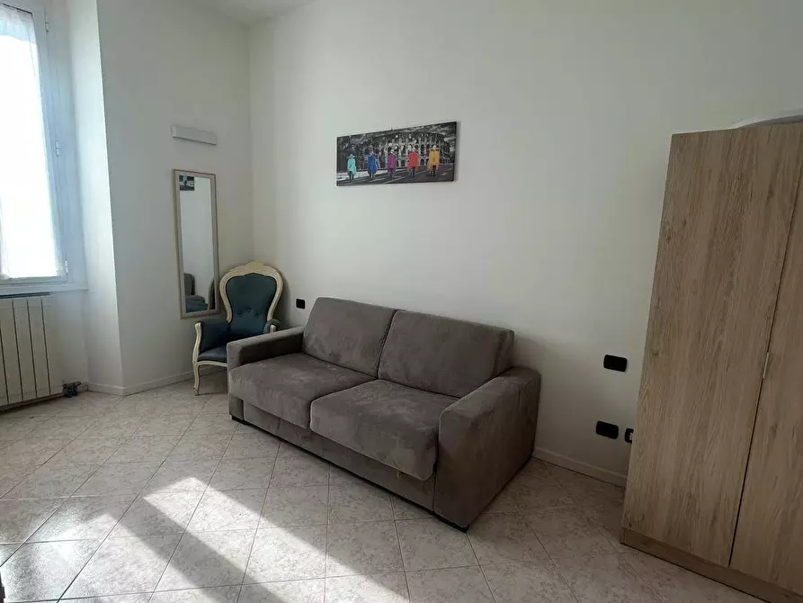 Immagine 14 di Appartamento in affitto  in Via Montegani 6 a Milano