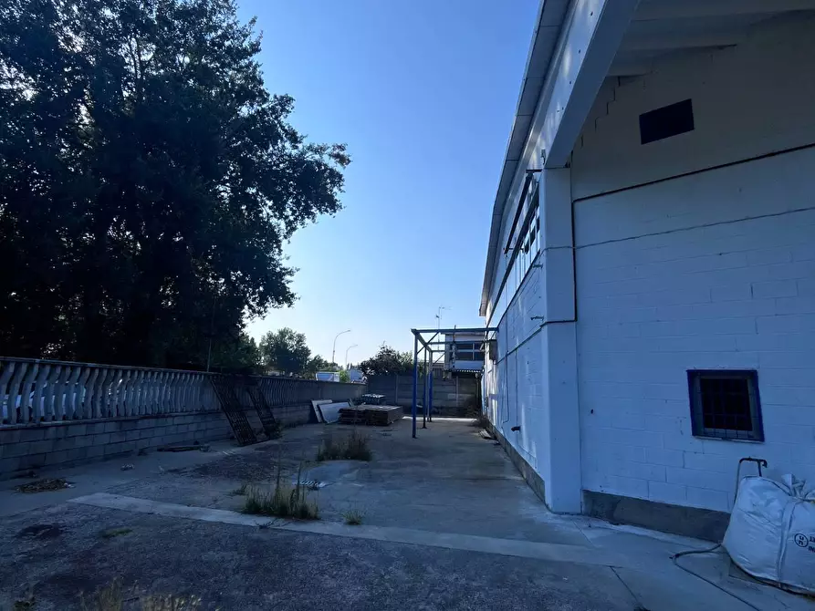 Immagine 18 di Capannone industriale in vendita  in Via Edison 2 a Zibido San Giacomo