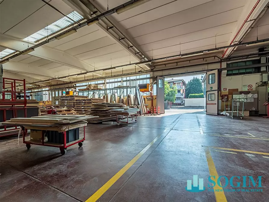 Immagine 14 di Capannone industriale in vendita  in via fugazza 12 a Inverigo