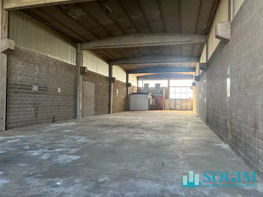 Immagine 6 di Capannone industriale in affitto  in via milano 50 a Cerano