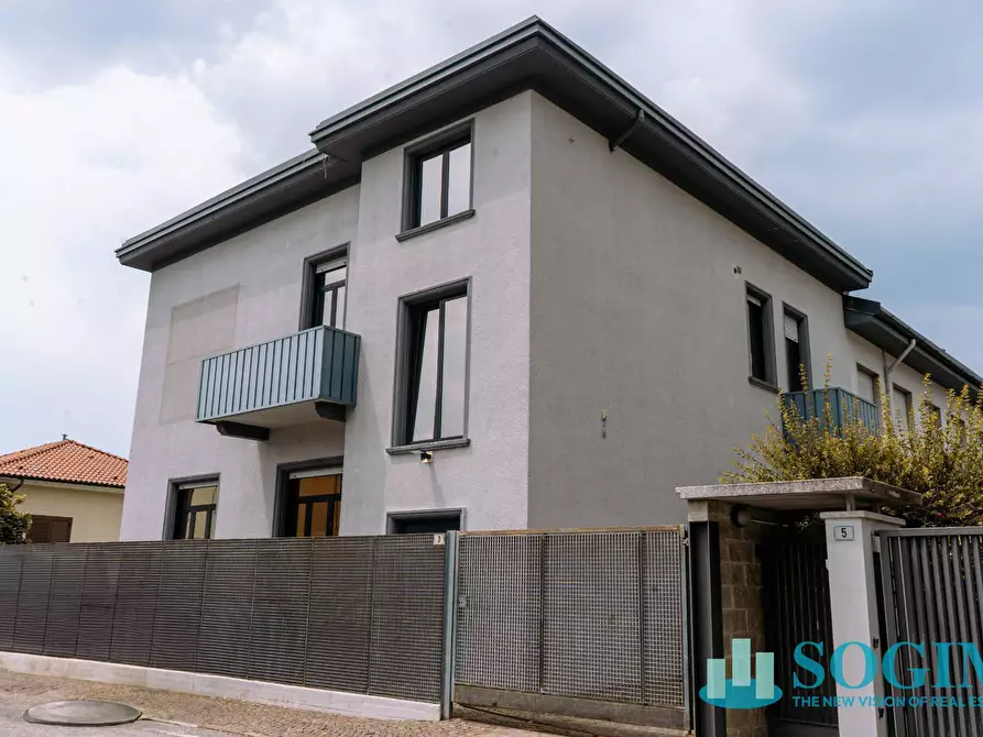 Immagine 48 di Capannone industriale in affitto  in via buonarroti a Arosio