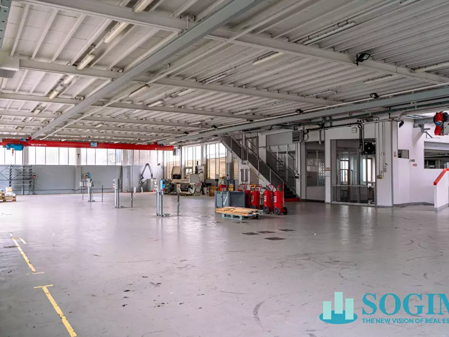 Immagine 10 di Capannone industriale in affitto  in via buonarroti a Arosio