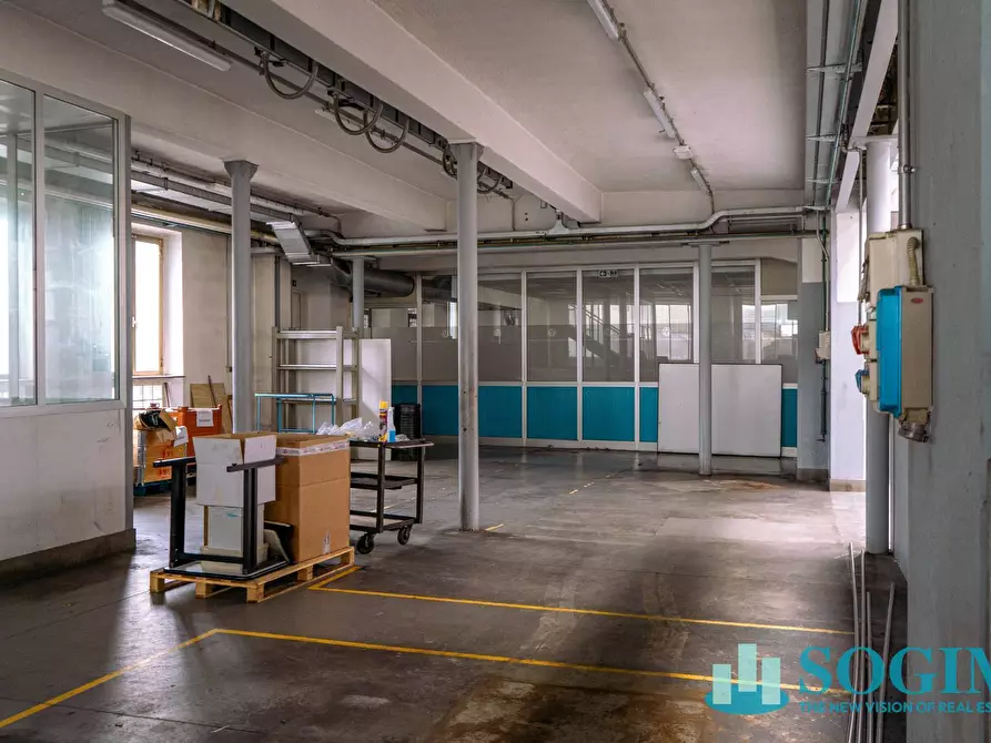 Immagine 11 di Capannone industriale in affitto  in via buonarroti a Arosio