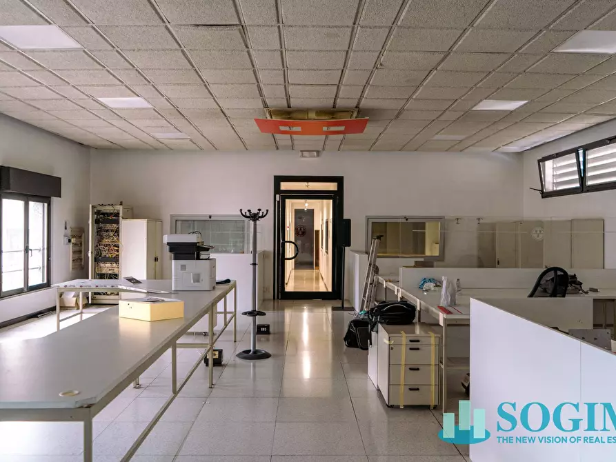 Immagine 19 di Capannone industriale in affitto  in via buonarroti a Arosio