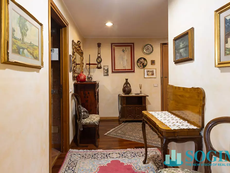 Immagine 3 di Appartamento in vendita  in via Bellini 25 a Monza