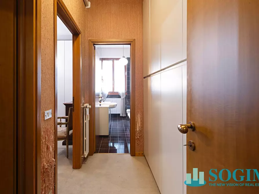 Immagine 14 di Appartamento in vendita  in via Bellini 25 a Monza